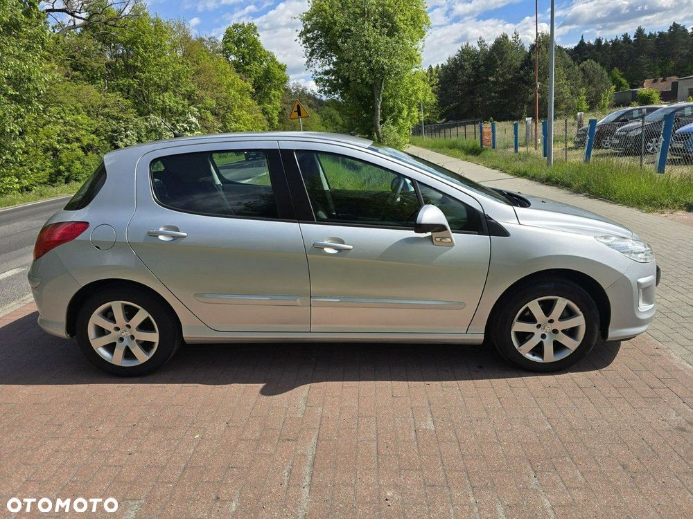 Peugeot 308 1.6 Trendy - 12
