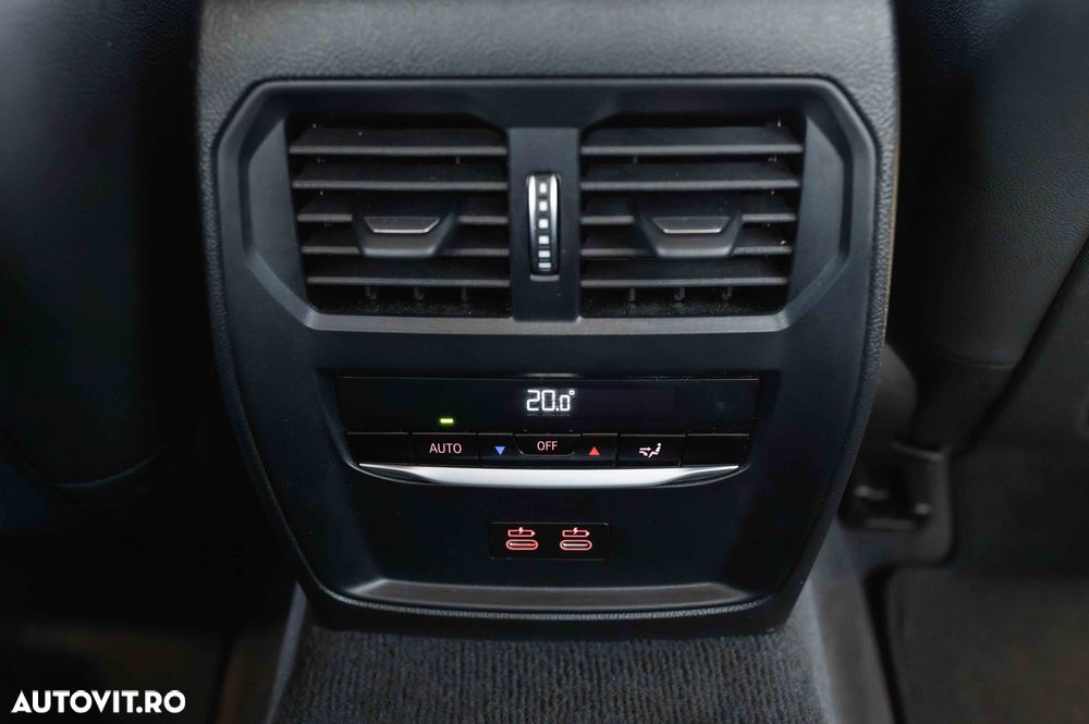 BMW Seria 3 320e Aut. - 34