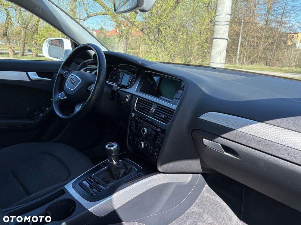 Audi A4 Limousine 1.8 TFSI Attraction - 33