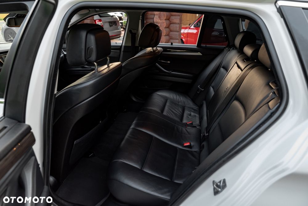 BMW Seria 5 520d Sport-Aut - 20