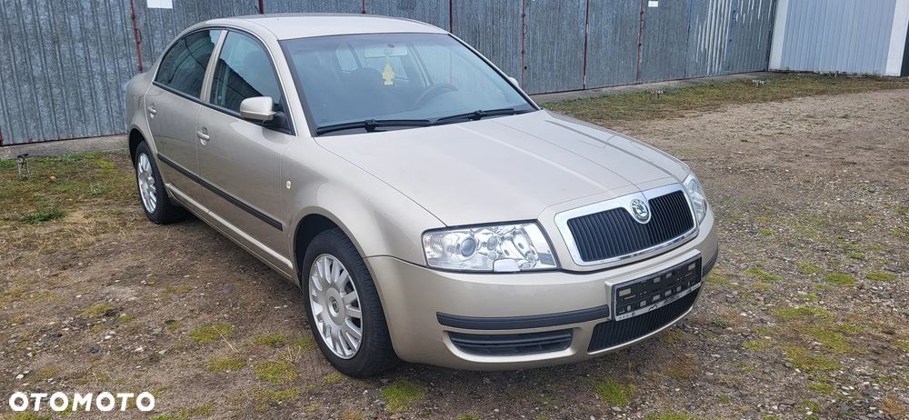 Skoda Superb 1.8 Turbo Comfort - 2
