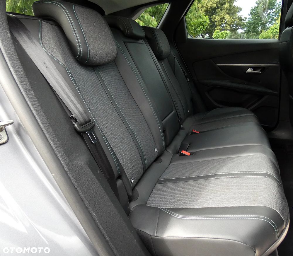 Peugeot 3008 - 19