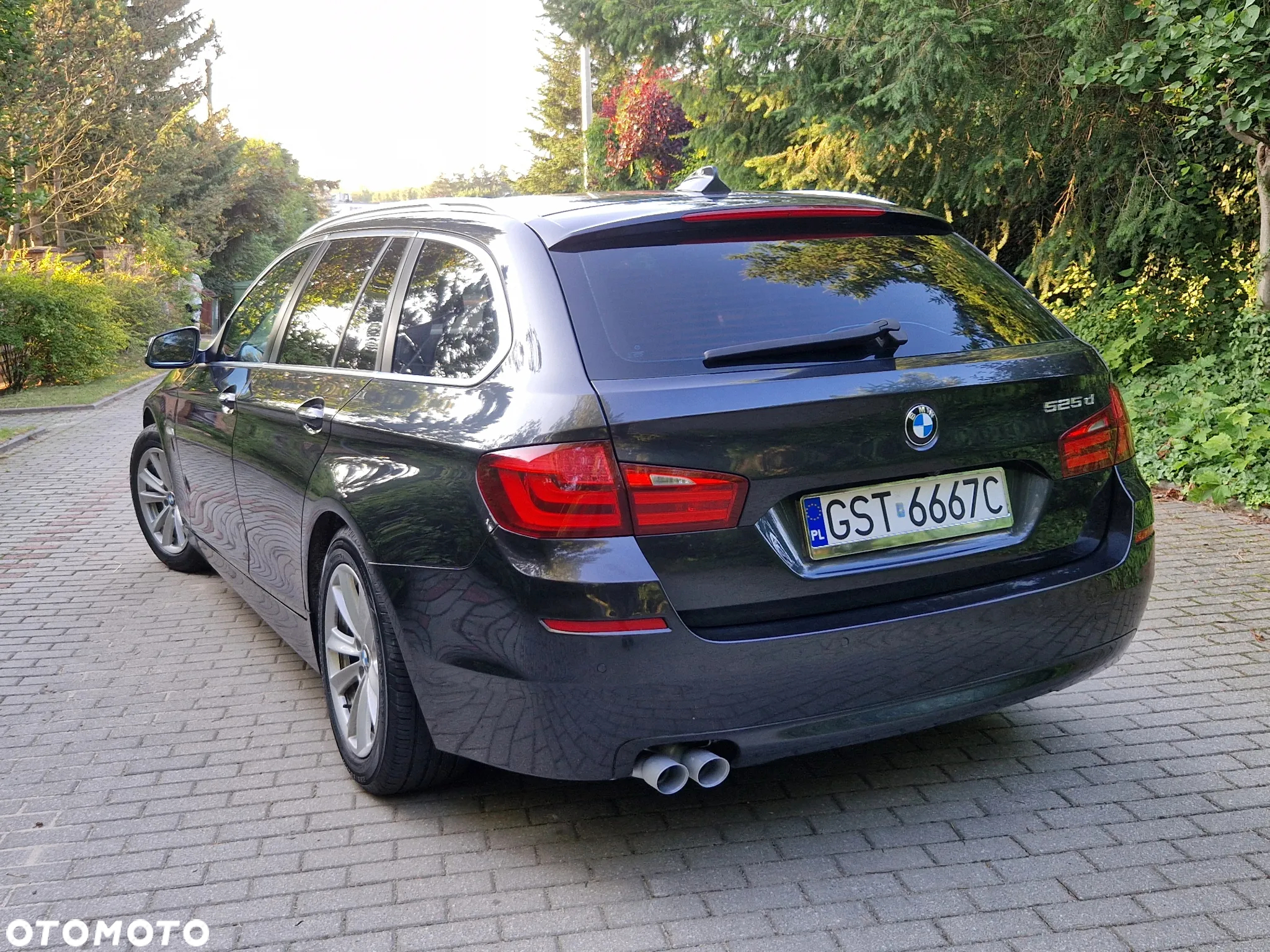 BMW Seria 5 525d xDrive - 21