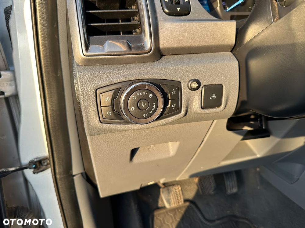 Ford Ranger XLT - 20