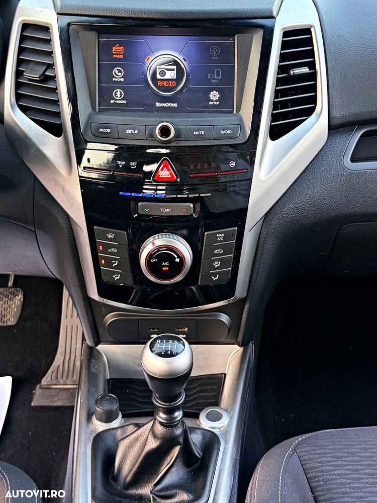 SsangYong Tivoli e-XDi 160 2WD Start/Stop Quartz - 18