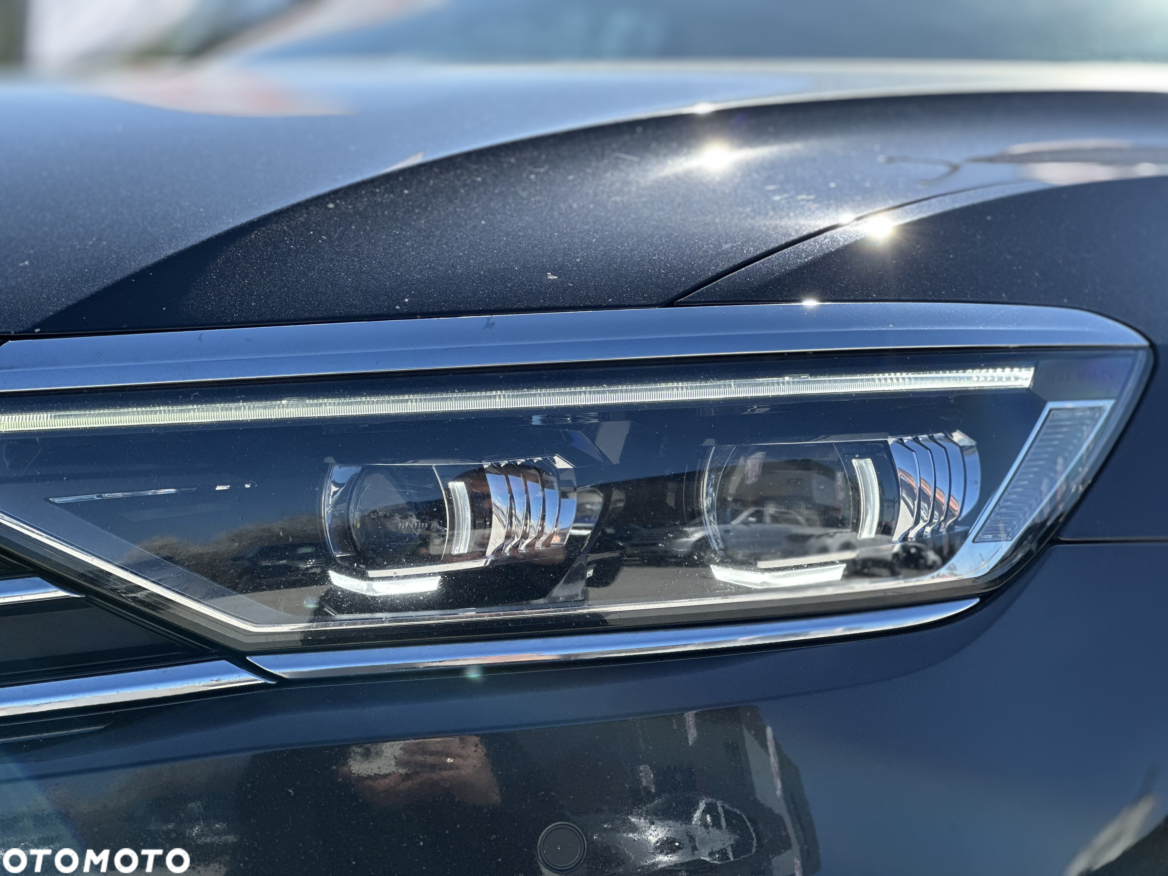 Volkswagen Passat Variant 2.0 TDI DSG (BlueMotion Technology) Trendline - 14