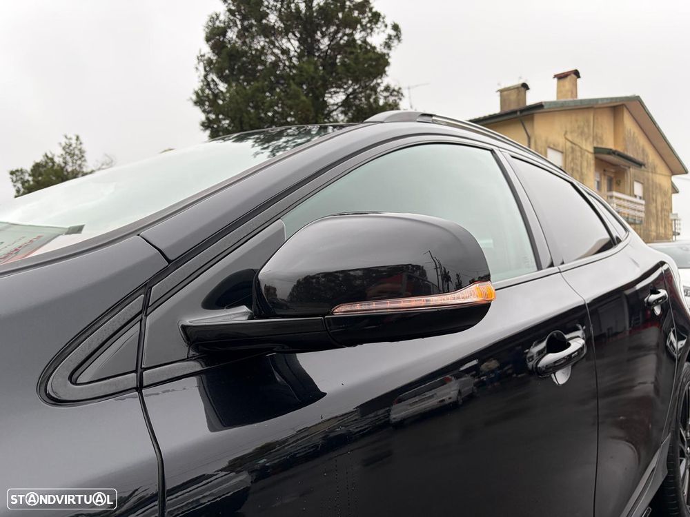 Volvo V40 Cross Country D2 Momentum - 19