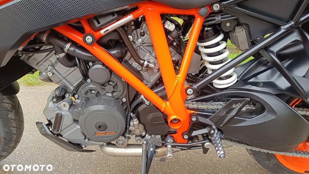 KTM Super Duke - 14