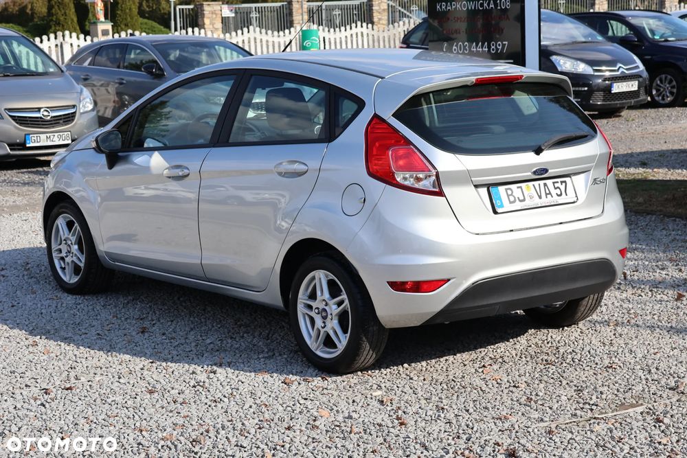 Ford Fiesta 1.25 Celebration - 5