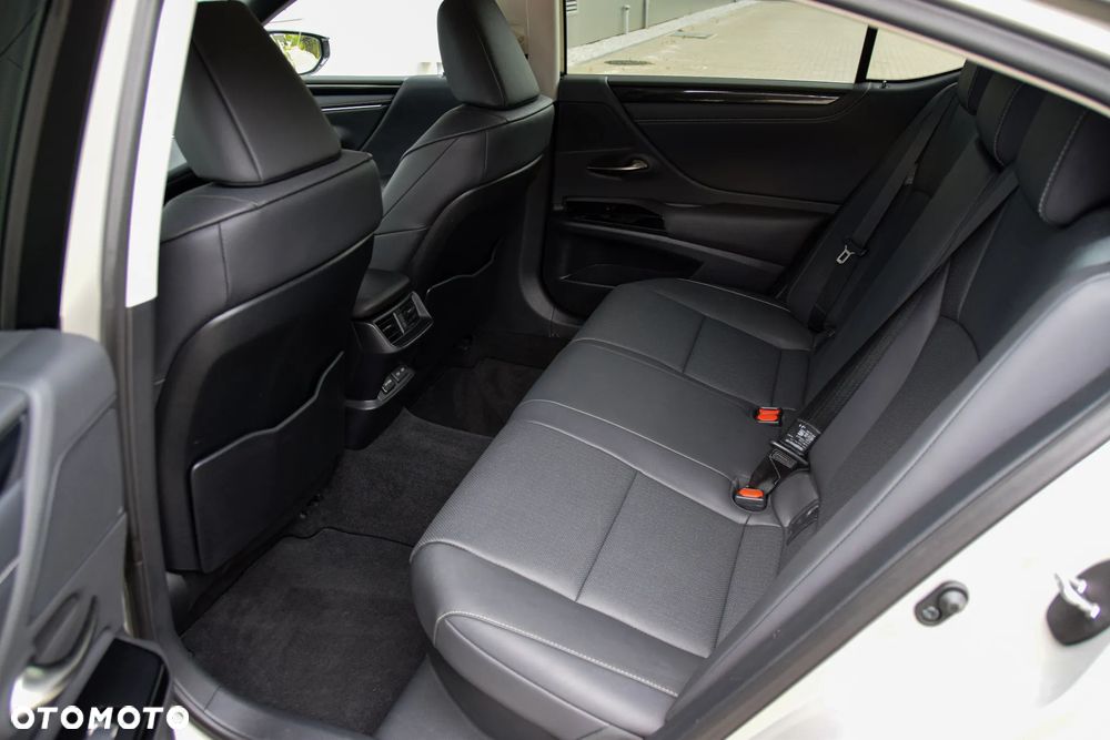 Lexus ES ver-300h-business-edition - 9