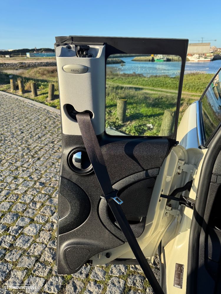 MINI Clubman Cooper D - 12