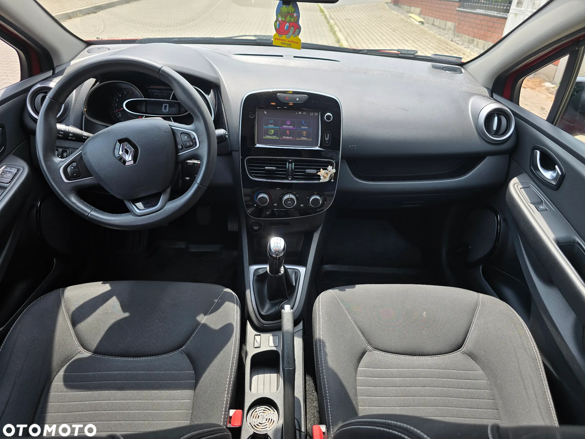 Renault Clio 1.2 16V Limited - 10