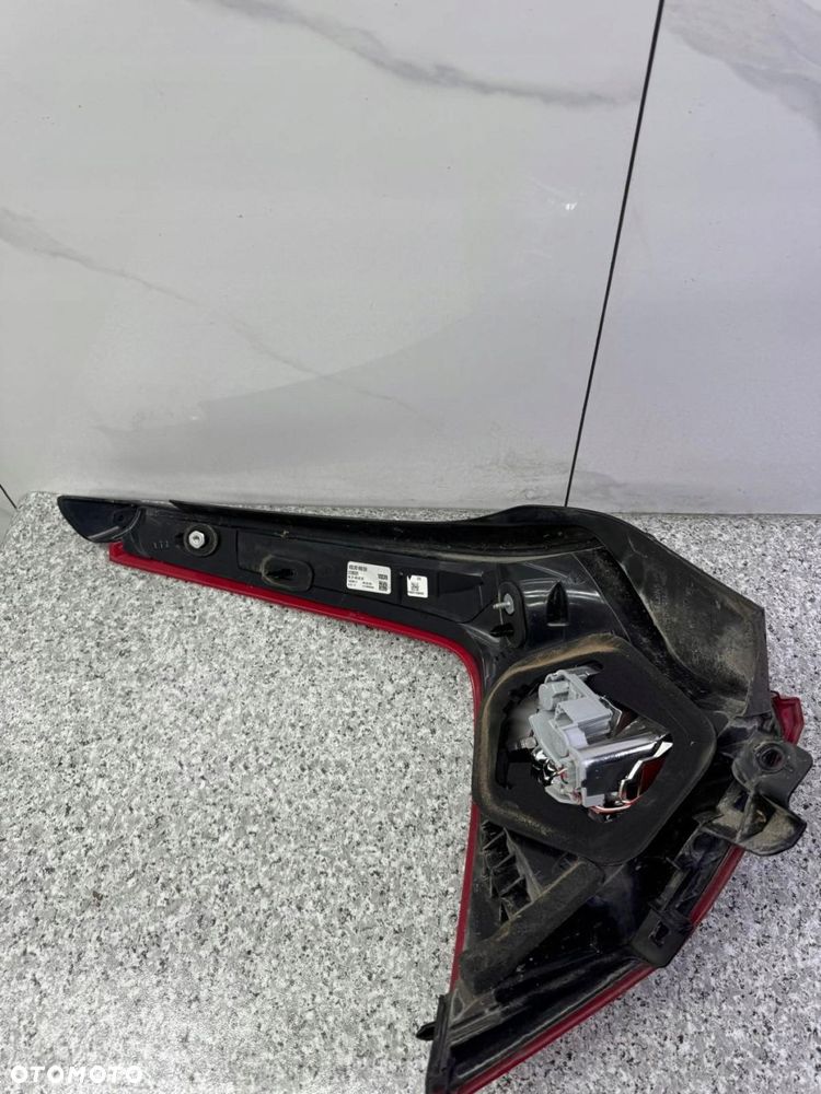 lampa prawy tył volvo v60 ii 2013-2018 31395929 - 2