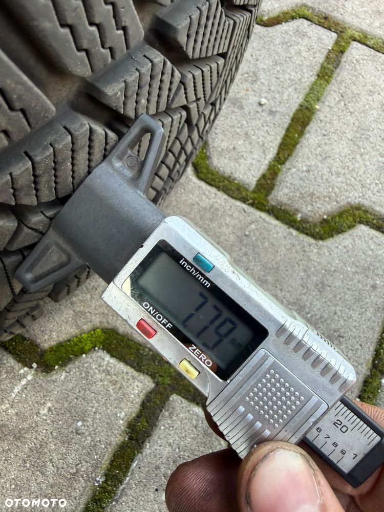 Opony zimowe Uniroyal 195/55R16 - 4