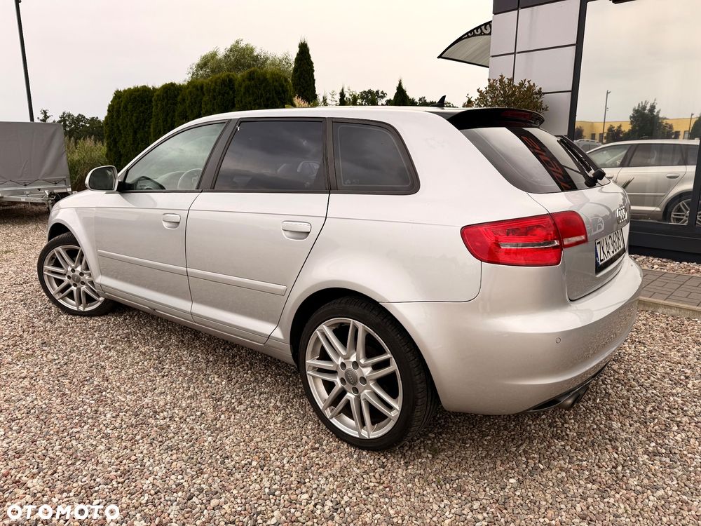 Audi A3 Sportback 2.0 TDI DSG S line Sportpaket plus - 5
