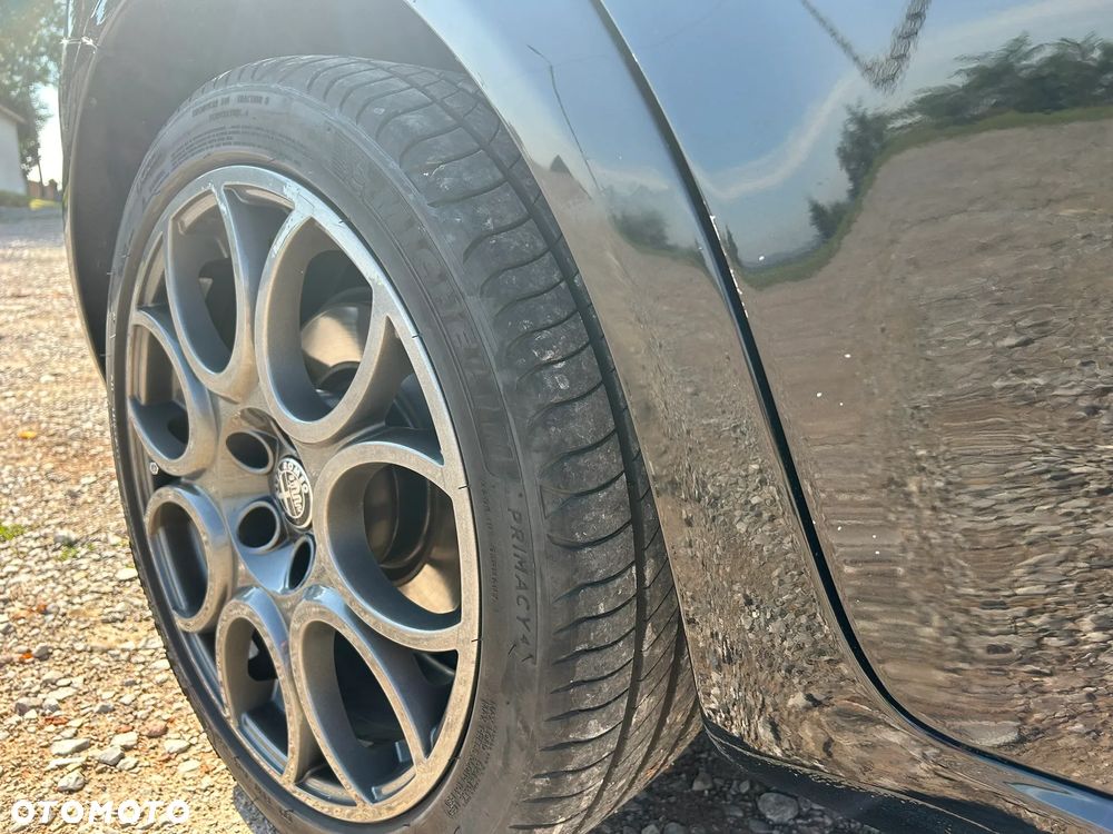 Alfa Romeo 159 1750TBi Distinctive - 36