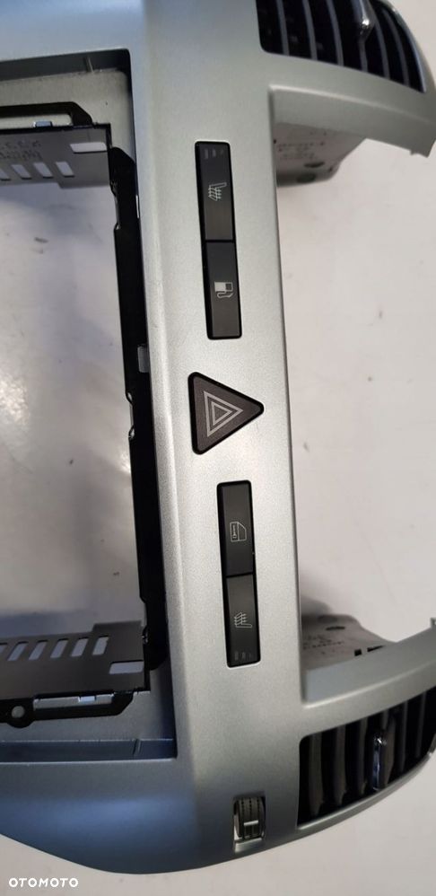 ramka radio panel Opel Zafira B cd30 - 7
