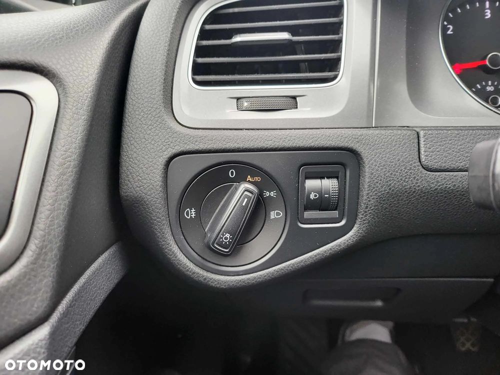 Volkswagen Golf VII 1.6 TDI BMT Comfortline - 7