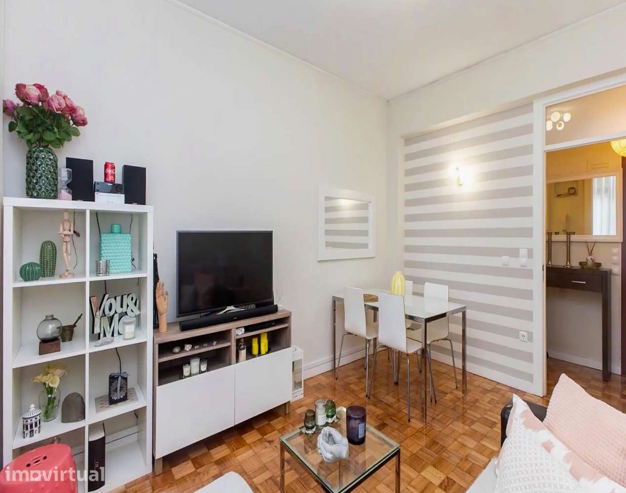 T1 com garagem, ar condicionado e cozinha separada Porto - Grande imagem: 2/10