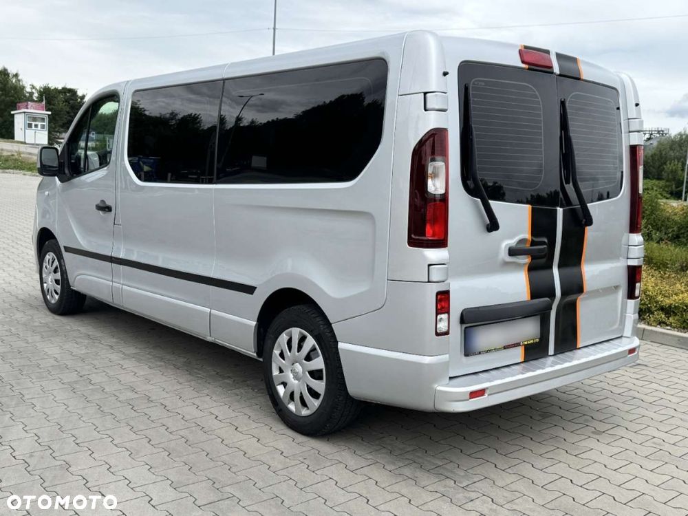 Opel Vivaro - 20