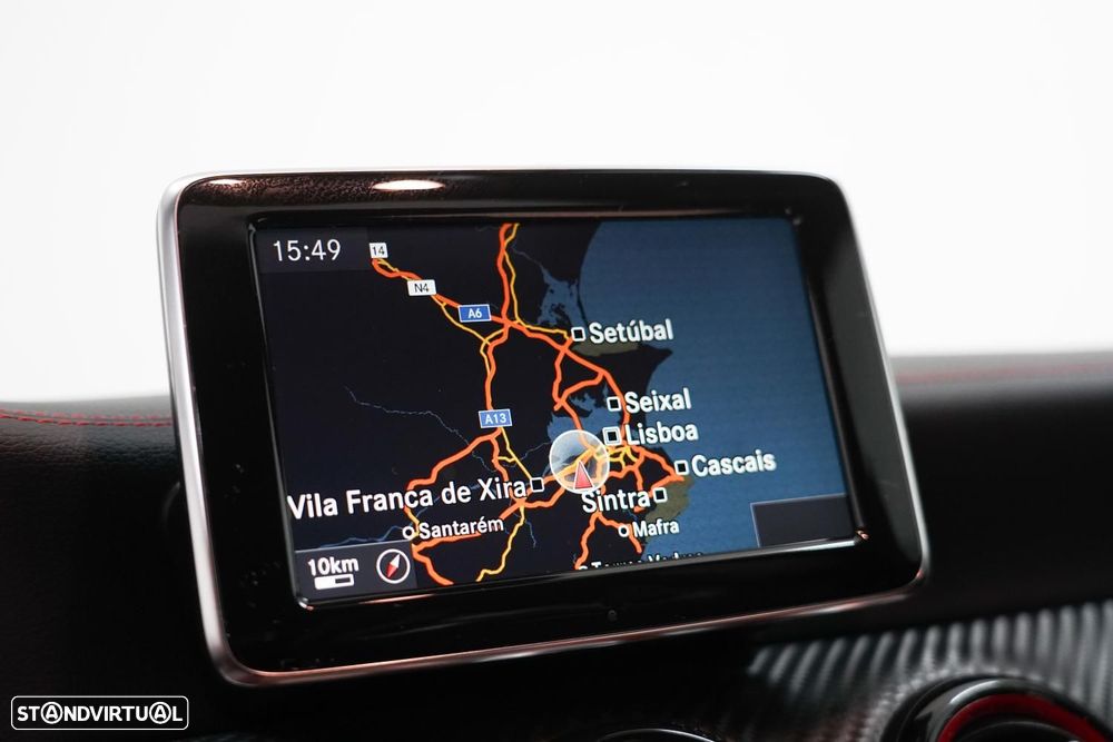 Mercedes-Benz A 45 AMG 4-Matic - 12