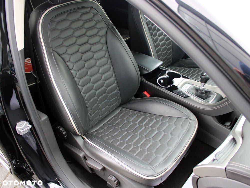 Ford Mondeo Vignale 2.0 TDCi - 19