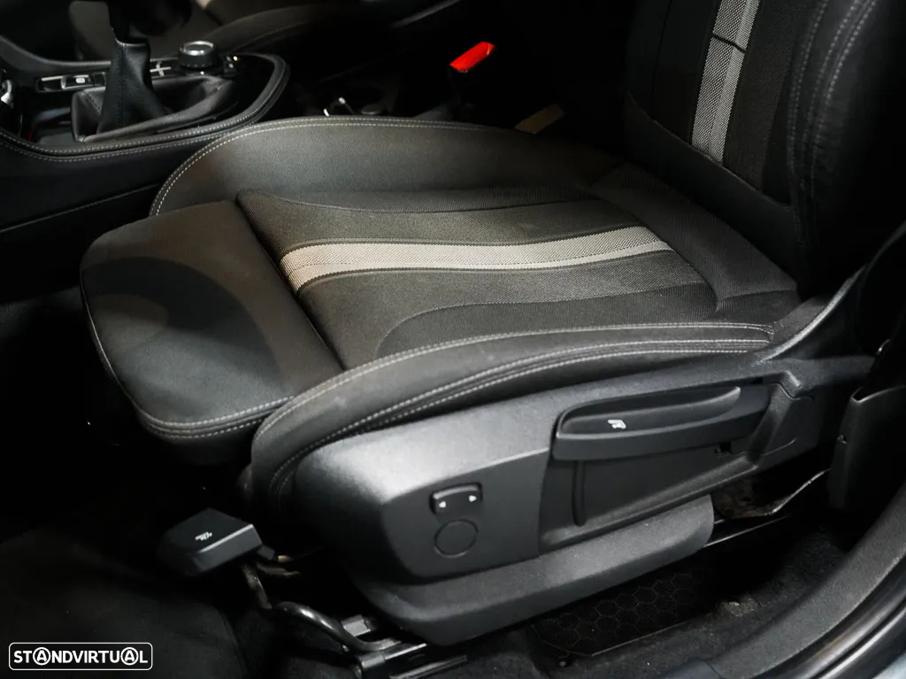 BMW 216 Gran Tourer d 7L Line Sport - 17