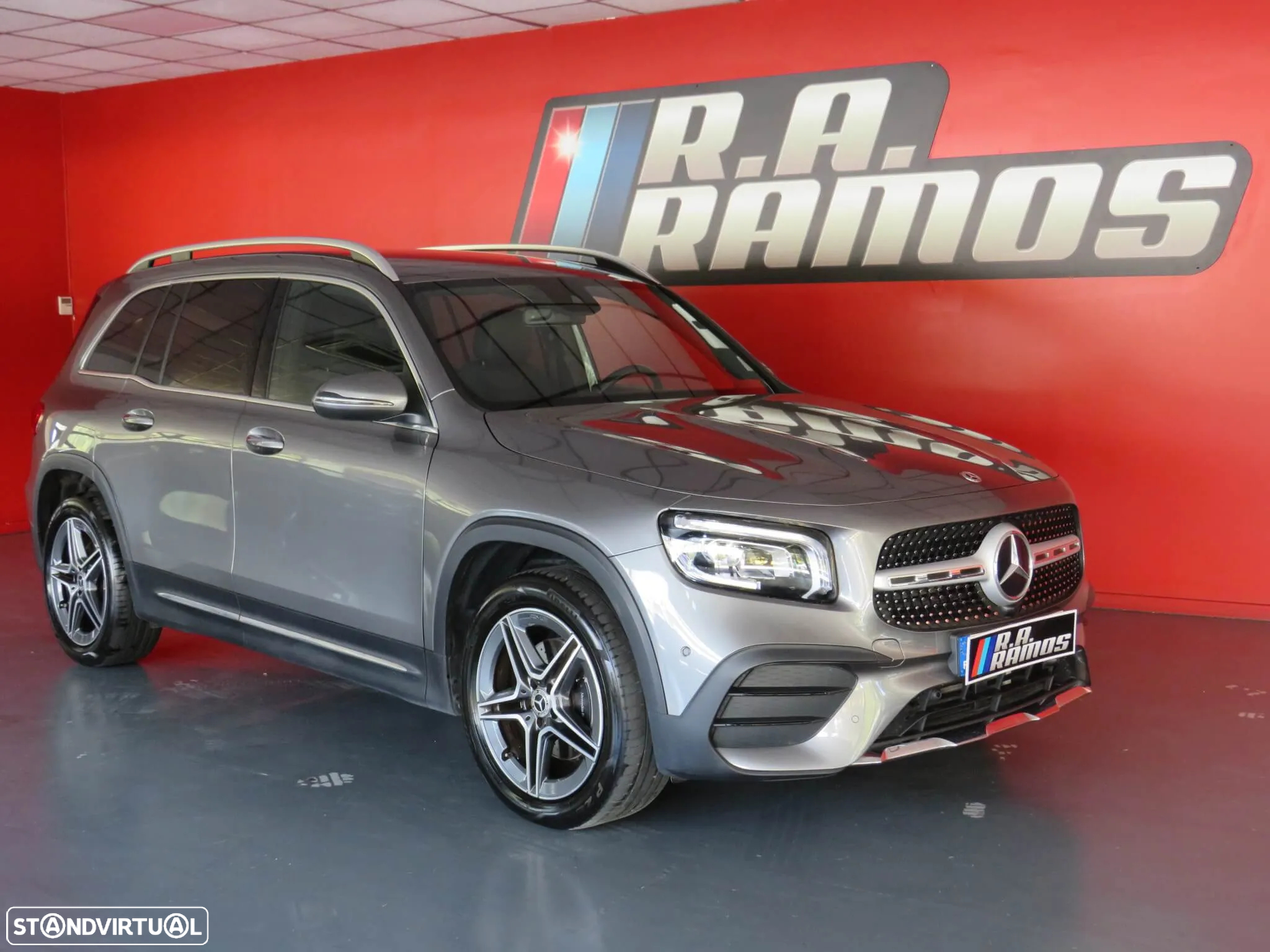 Mercedes-Benz GLB 200 d AMG Line - 4