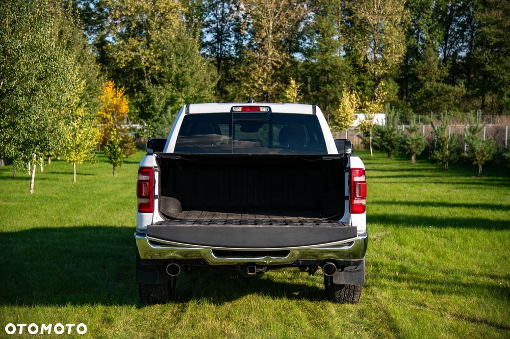 Dodge RAM 5.7 4x4 - 13