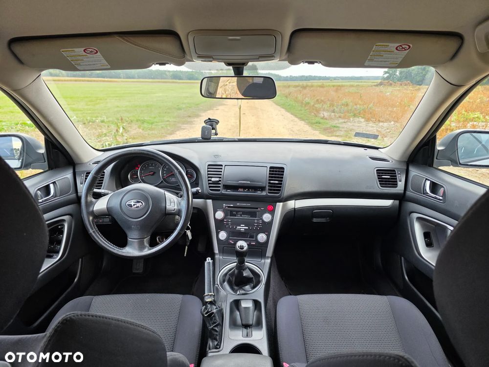 Subaru Legacy - 17