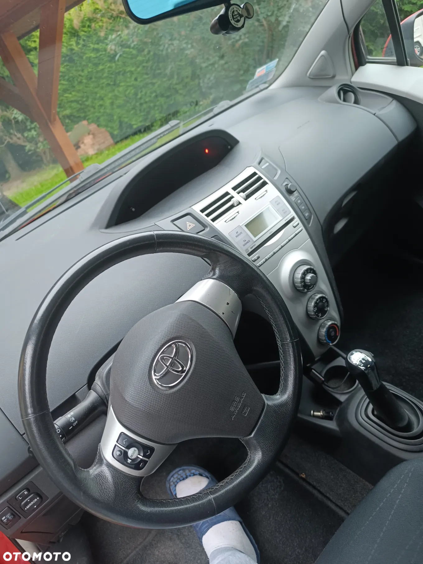 Toyota Yaris 1.0 Terra - 5