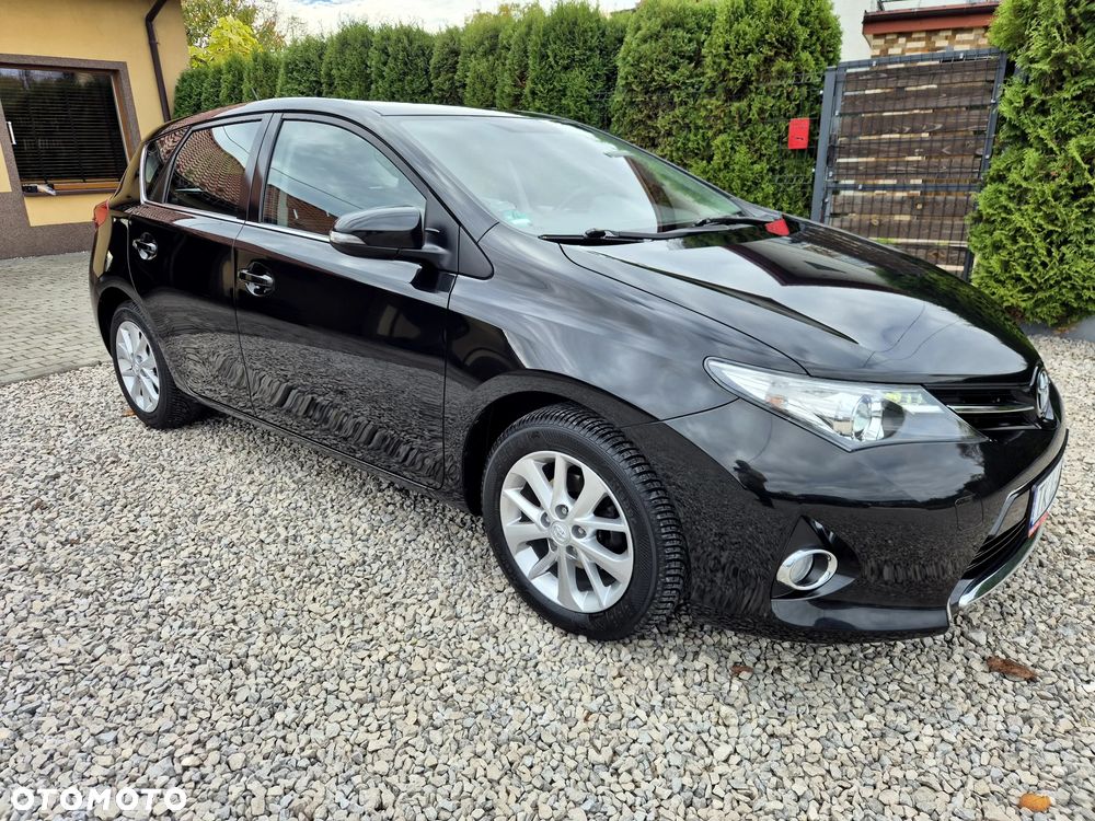 Toyota Auris 1.6 Premium Start - 12