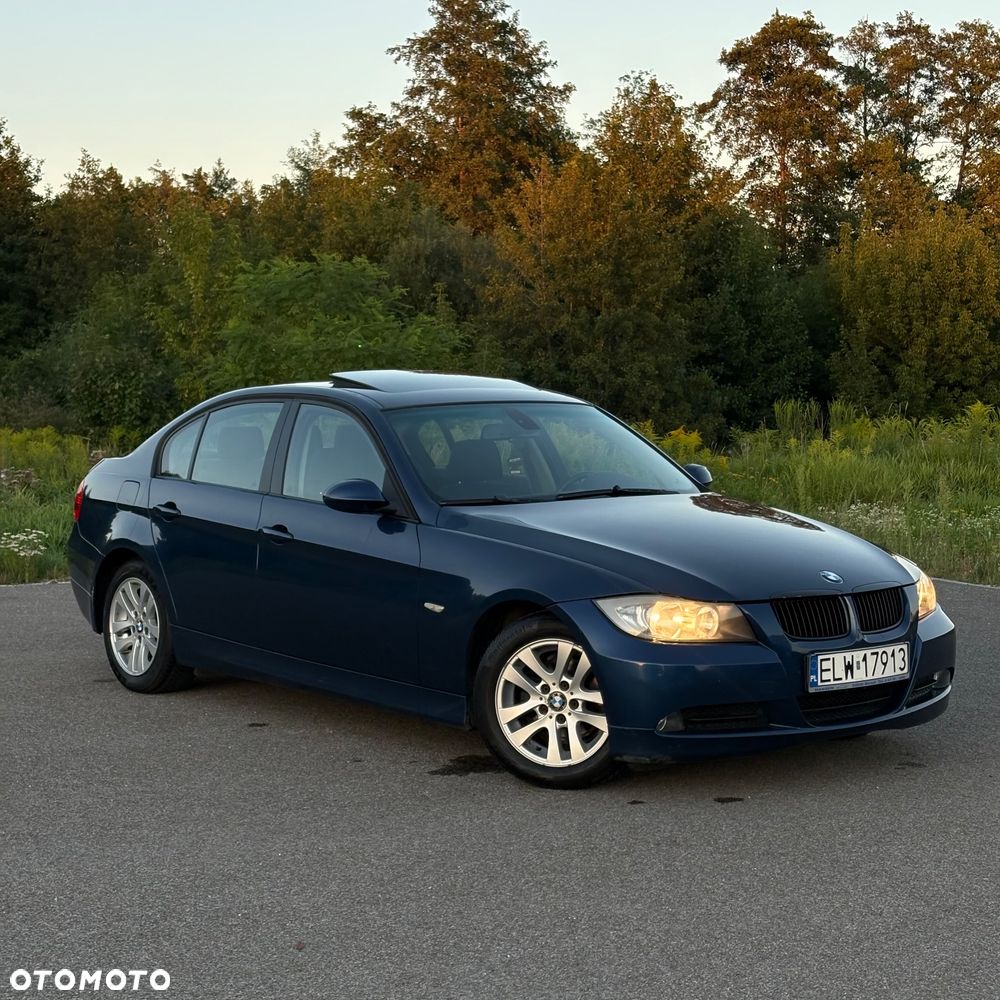 BMW Seria 3 320i - 3