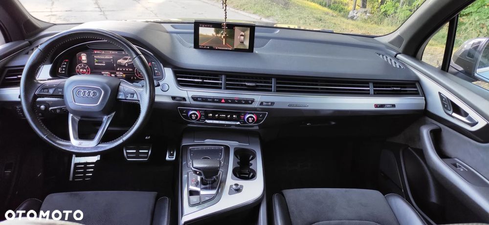 Audi Q7 - 10