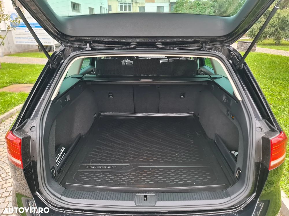 Volkswagen Passat 2.0 TDI (BlueMotion Technology) Comfortline - 34