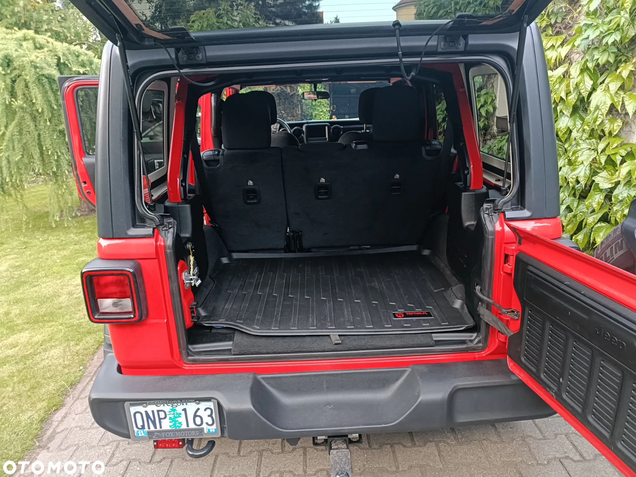 Jeep Wrangler - 12