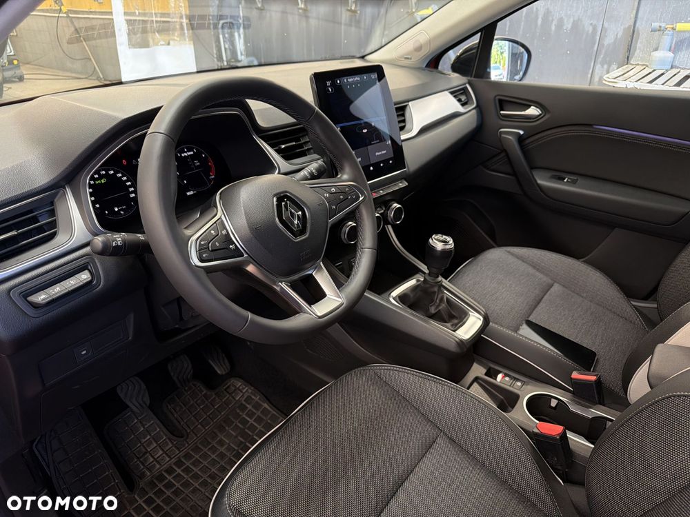 Renault Captur 1.3 TCe mHEV Techno - 9