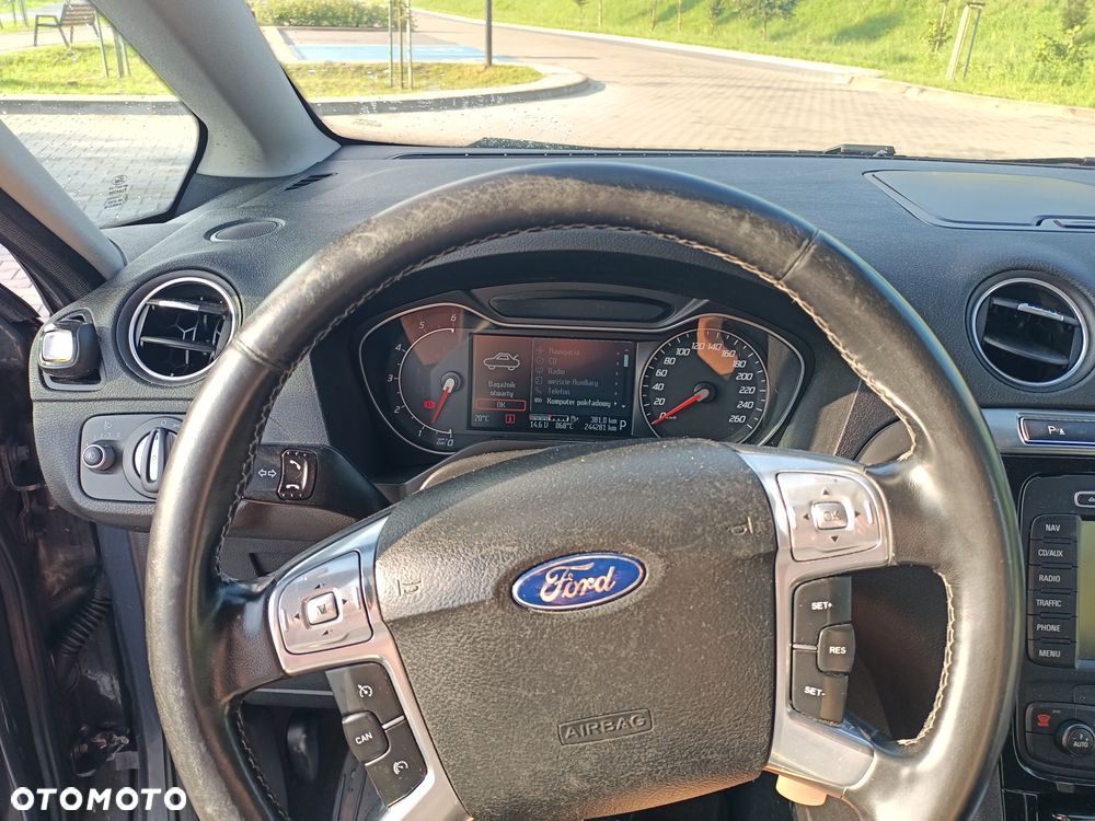 Ford S-Max - 7