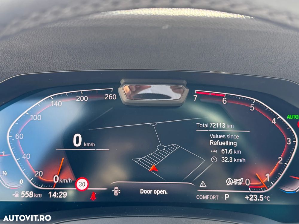 BMW Seria 3 330i AT M Sport - 12