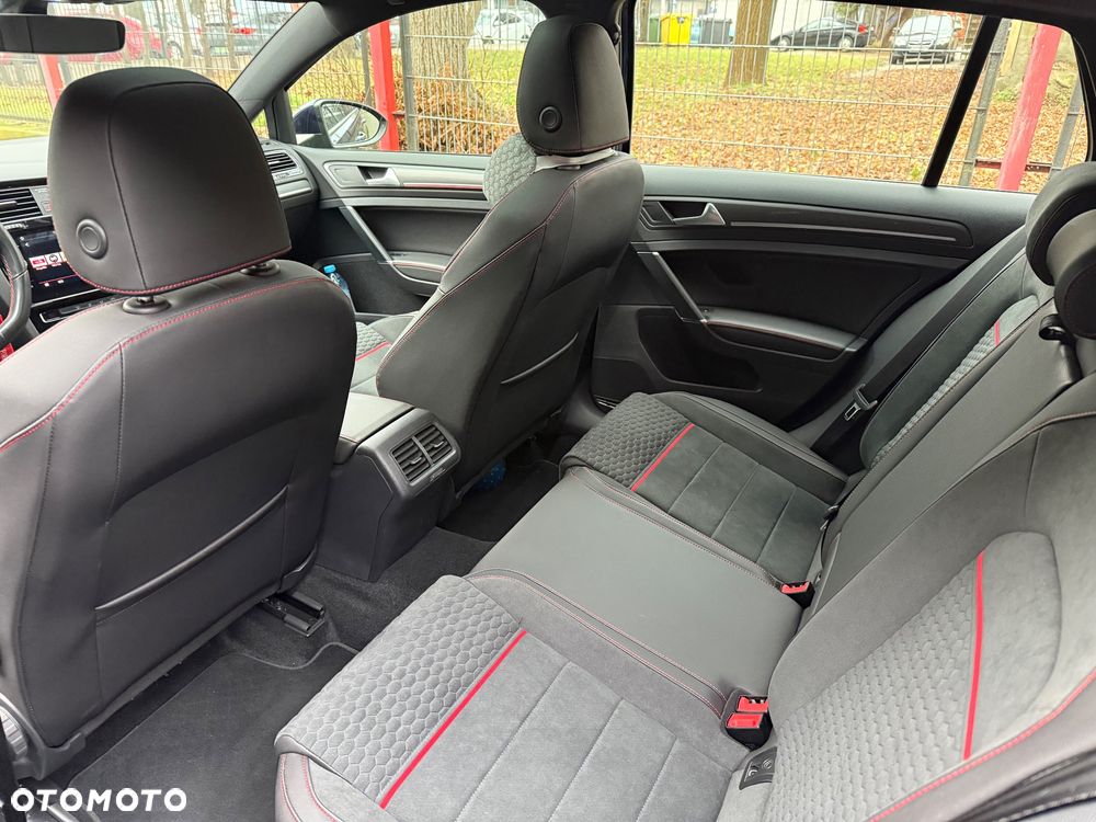 Volkswagen Golf 2.0 TSI BMT GTI Performance - 9