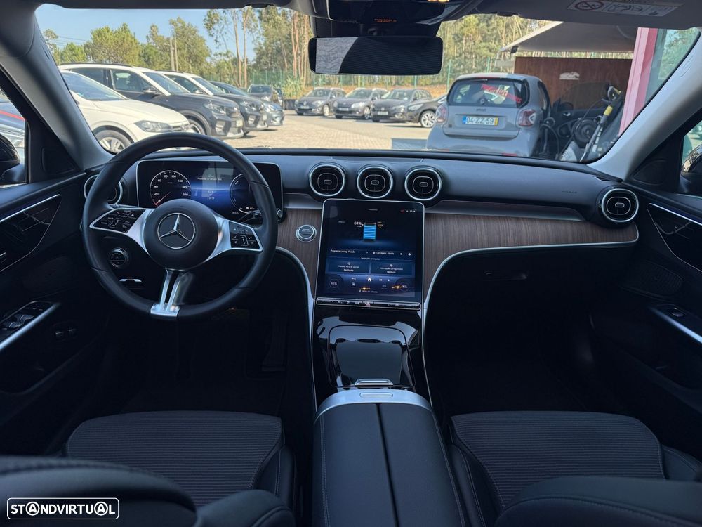 Mercedes-Benz C 300 e T 9G-TRONIC Avantgarde - 6