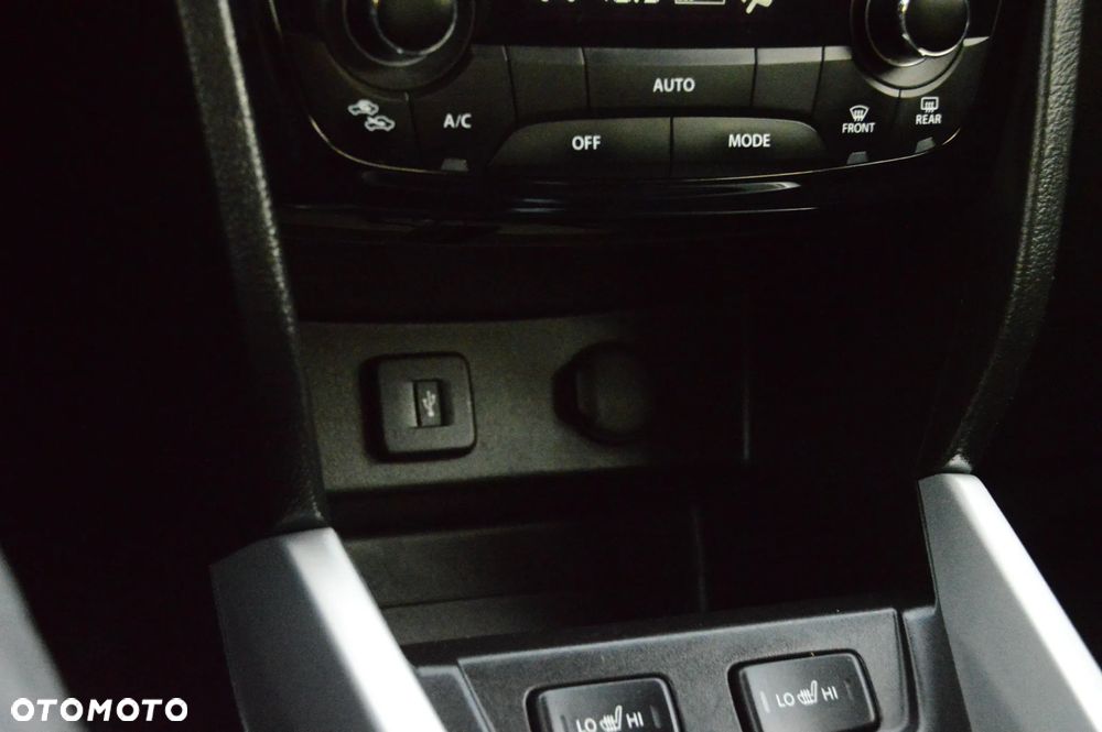 Suzuki Vitara 1.4 Boosterjet XLED 4WD - 35