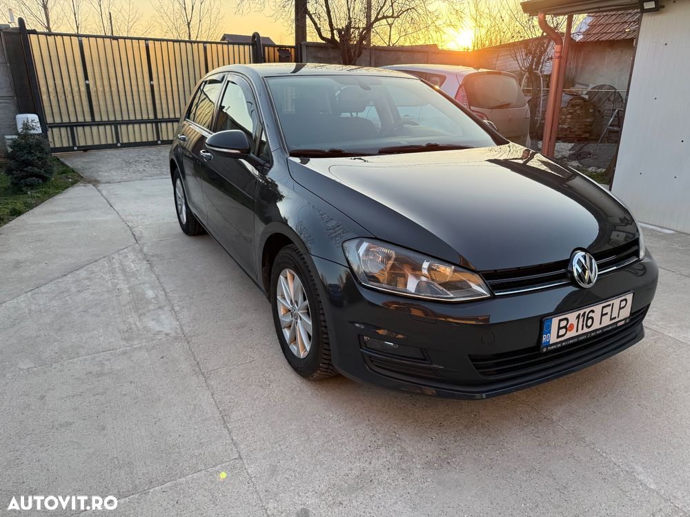 Volkswagen Golf 1.6 TDI BlueMotion Comfortline - 9