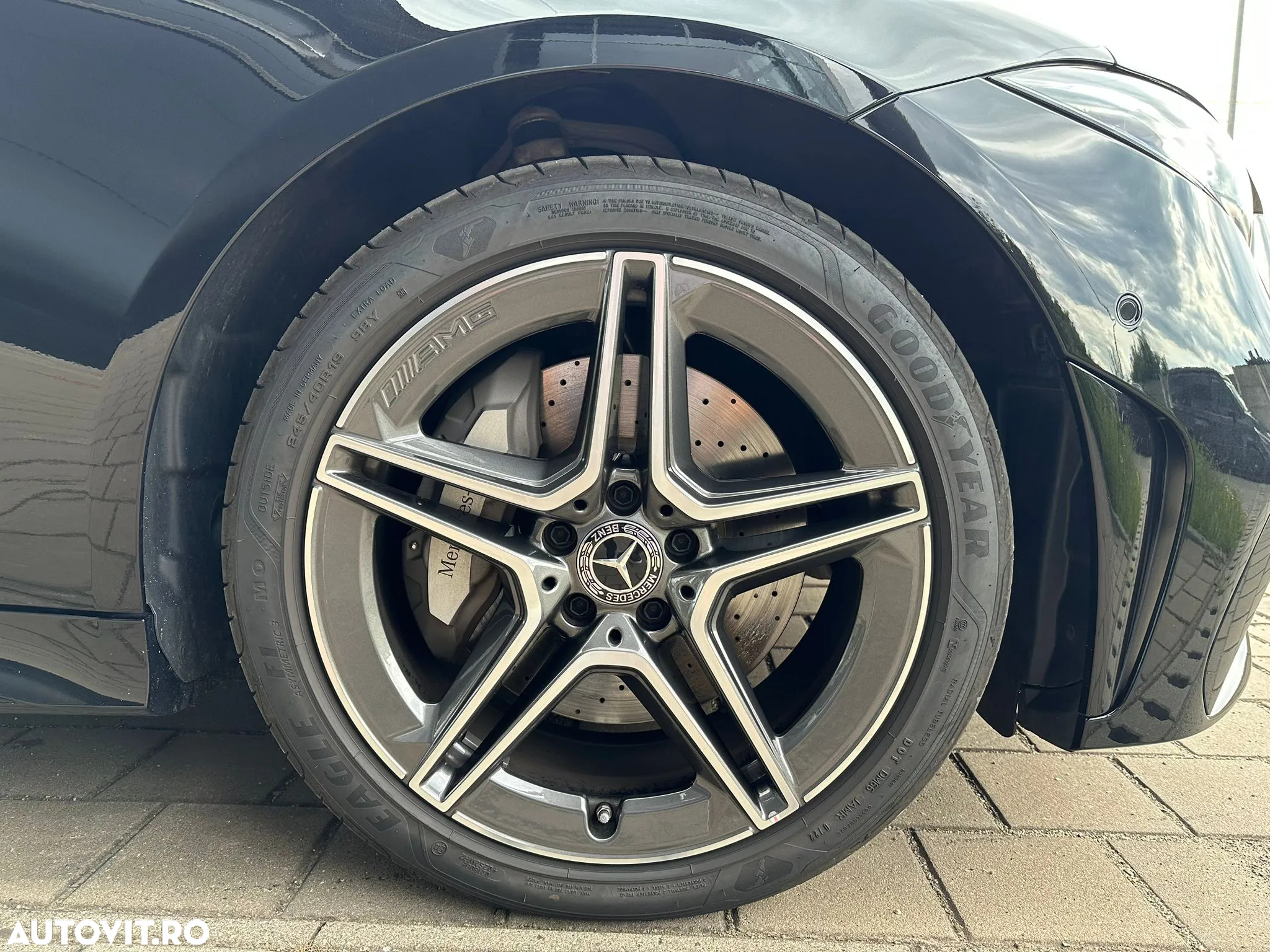 Mercedes-Benz CLS 300 d MHEV 4MATIC Aut - 39