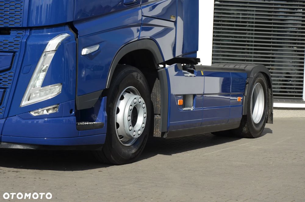 Volvo FH 5 / NEW / I-SAVE / KLIMA P. / LED / NAVI / KAMERA / 9444 - 8