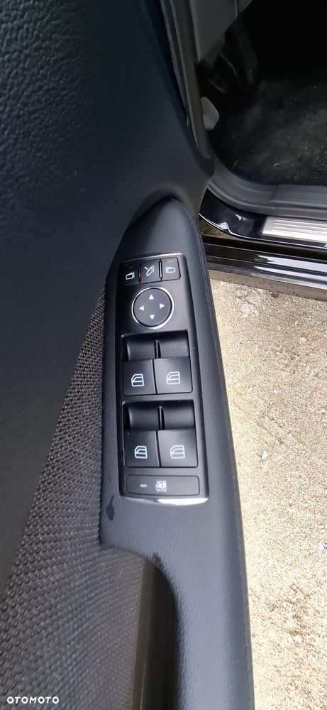 Mercedes-Benz Klasa E - 14