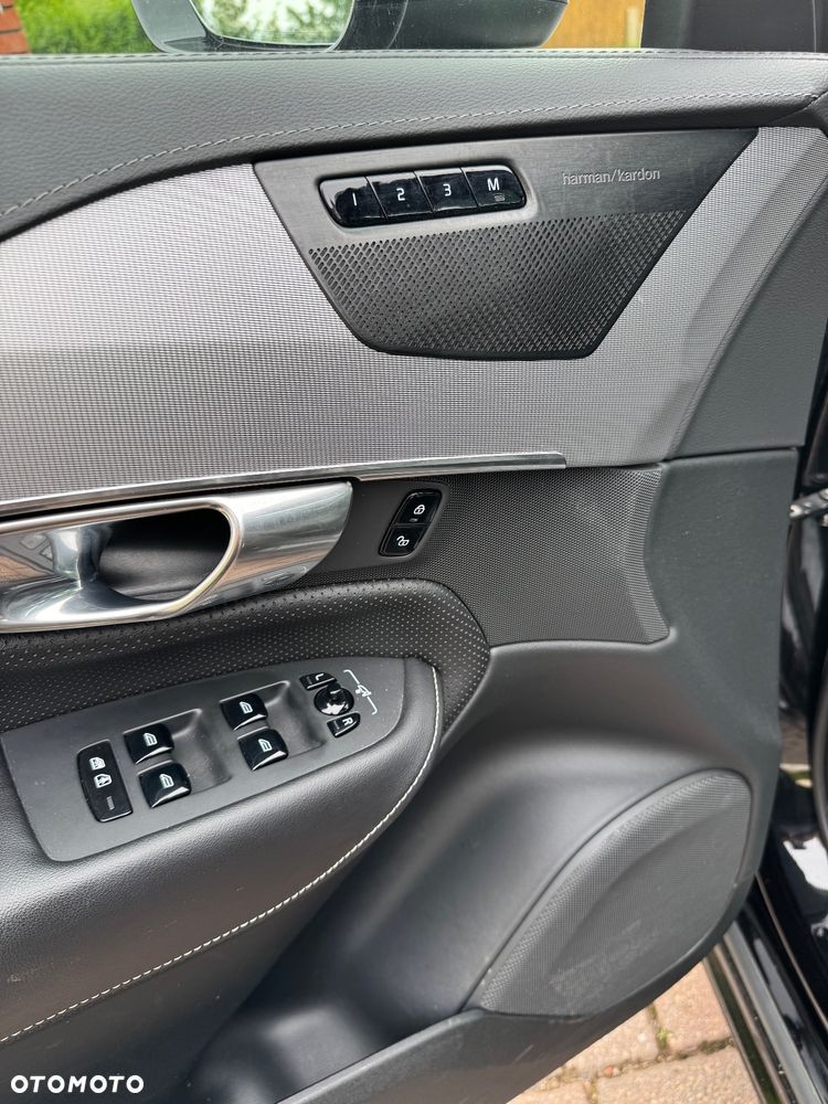 Volvo XC 90 B6 B AWD Ultimate Dark 7os - 18