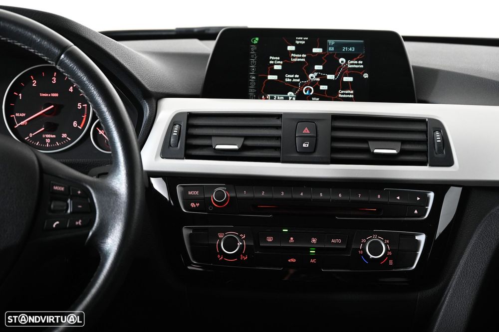 BMW 318 d Touring Advantage - 15