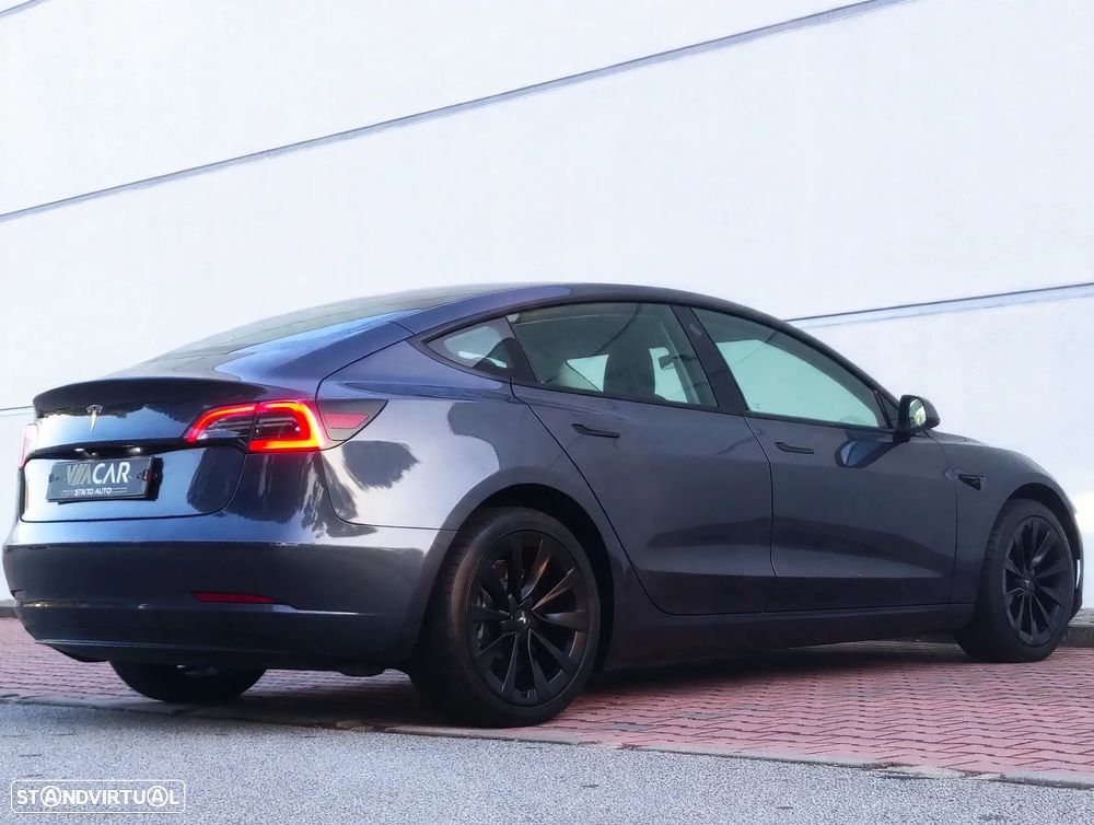 Tesla Model 3 Standard Range Plus RWD - 5