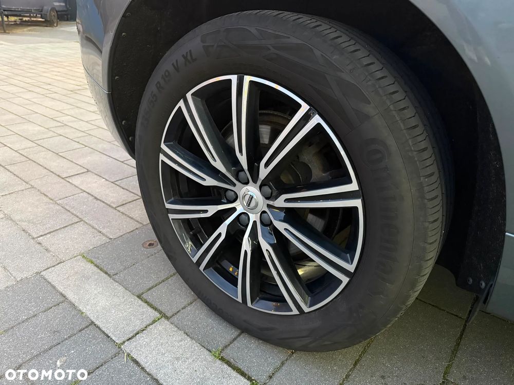 Volvo XC 60 B4 D AWD Inscription - 22